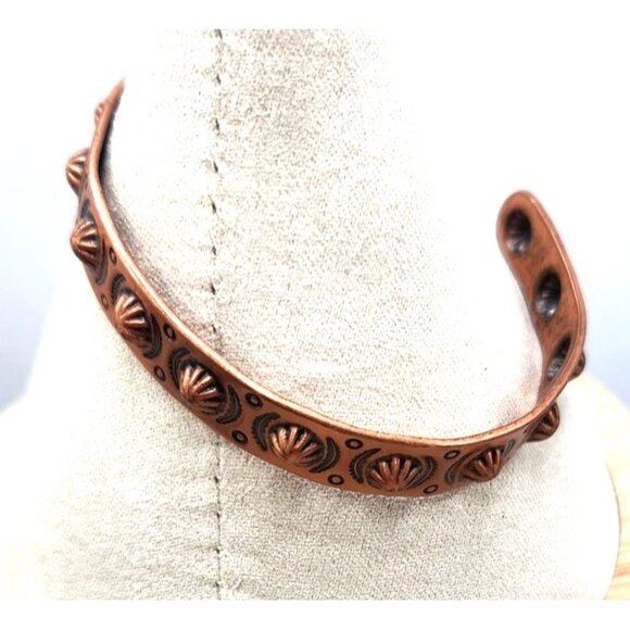 Vintage Copper Stamped Child's Bracelet WIth Design - Picture 3 of 5